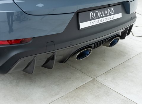 Porsche Cayenne Turbo GT 36