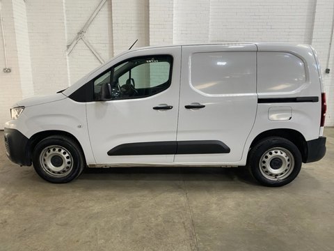 Peugeot Partner BLUEHDI PROFESSIONAL PREMIUM PLUS L1 10