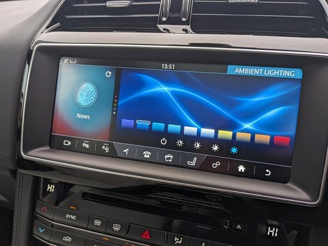 Jaguar F-Pace V6 FIRST EDITION AWD 37