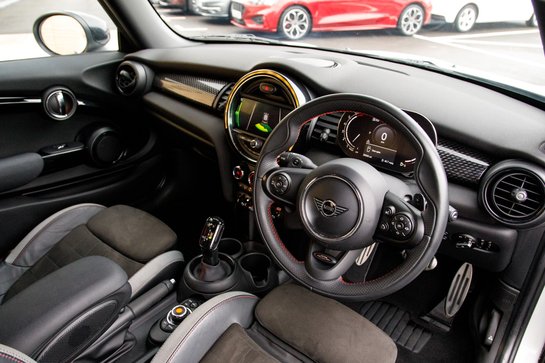 Mini Hatch COOPER S SPORT