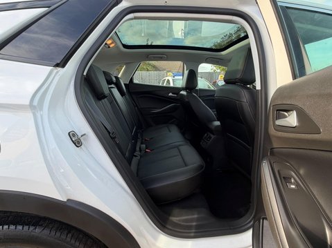Vauxhall Grandland X 1.2 Turbo Elite Nav Premium Euro 6 (s/s) 5dr 18