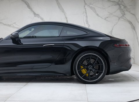 Mercedes-Benz Amg GT 63 PREMIUM + 42