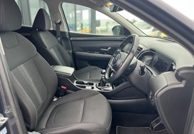 Hyundai TUCSON T-GDI PREMIUM 15