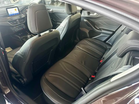 Ford Focus 1.5T EcoBoost Vignale Auto Euro 6 (s/s) 5dr 49