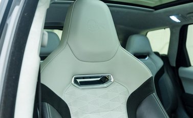 Land Rover Range Rover Sport 5.0 SVR 11