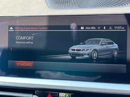 BMW 3 Series 2.0 320i Sport Auto 4dr 33