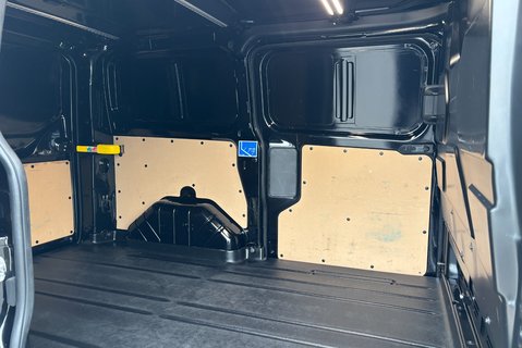 Ford Transit Custom 320 L1 170 ps MS-RT Panel Van - Nav / Adaptive Cruise 12