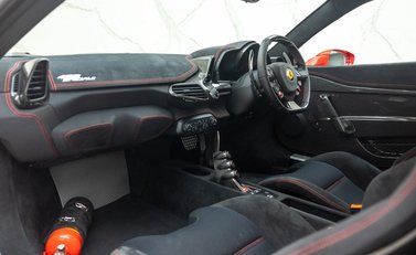 Ferrari 458 Speciale 19