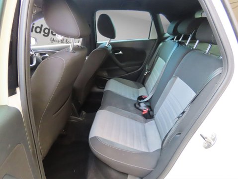 Volkswagen Polo 1.0 TSI R-Line DSG Euro 6 (s/s) 5dr 13
