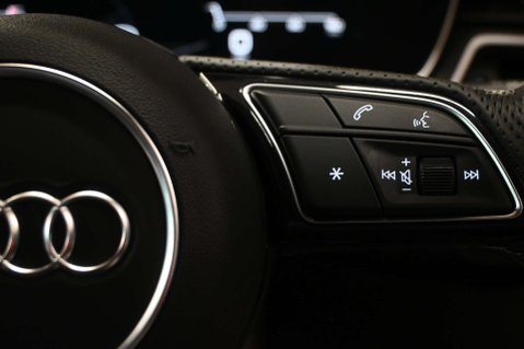 Audi A4 2.0 A4 Black Edition 40 TFSI MHEV Semi-Auto 5dr 31