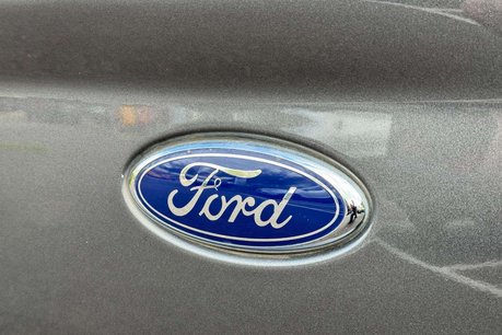 Ford Transit Connect 1.6 TDCi 240 Limited Panel Van 5dr Diesel Manual L2 H1 (128 g/km, 113 bhp) 51