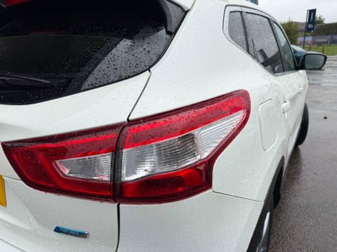 Nissan Qashqai 1.5 dCi N-Connecta 2WD Euro 6 (s/s) 5dr 35