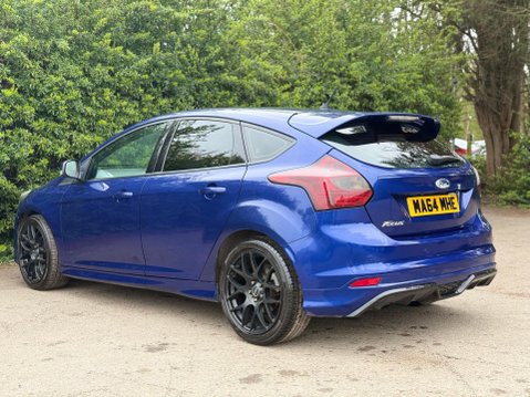Ford Focus 1.6 TDCi Zetec S Euro 5 (s/s) 5dr 3