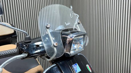 Piaggio Vespa S 2011 IDEAL LEARNER SCOOTER 125CC ONLY 14K PROJECT 23