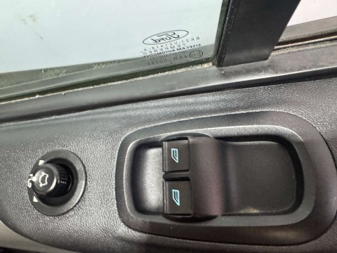 Ford Transit Custom 2.0 Transit Custom 300 Limited EcoBlue 5dr 17