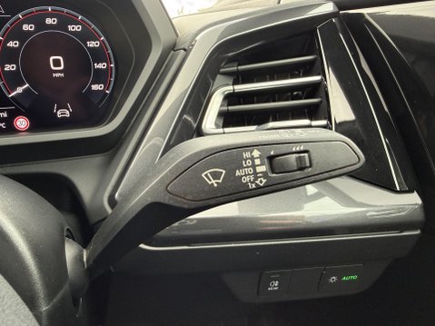Audi Q4 40 S line SUV 5dr Electric Auto 82kWh (204 ps) 39