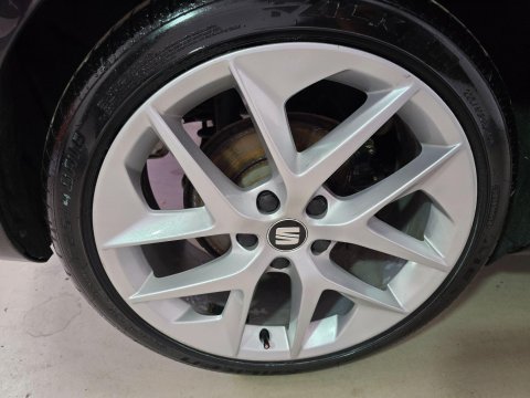 SEAT Leon 1.8 TSI FR Technology DSG Euro 6 (s/s) 5dr 40