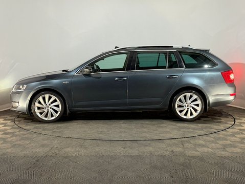 Skoda Octavia LAURIN AND KLEMENT TDI DSG 5