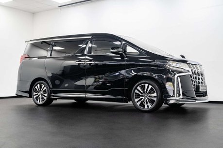 Toyota Alphard 2.5 MPV 2.5 SUV Automatic Petrol Hybrid 14