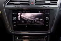 Volkswagen Tiguan R-LINE TECH TDI DSG 33