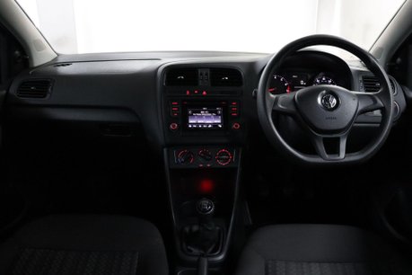 Volkswagen Polo S AC 38