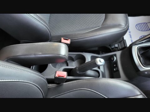 Ford Ecosport TITANIUM 32