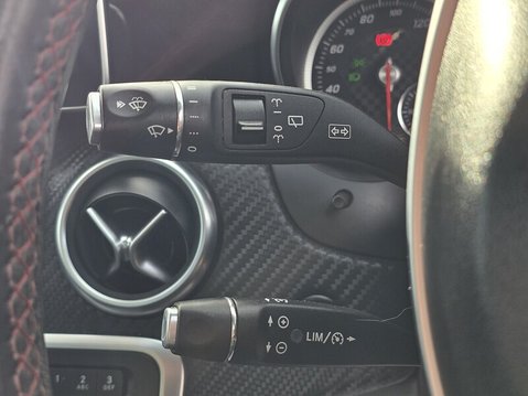 Mercedes-Benz A Class A 200 AMG LINE PREMIUM PLUS 29