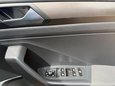 Volkswagen T-Roc 1.0 TSI SE Euro 6 (s/s) 5dr 26