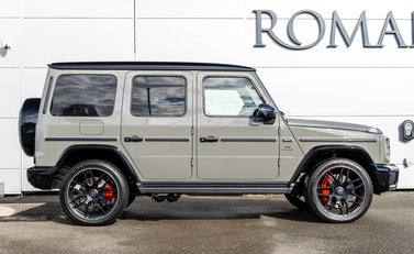 Mercedes-Benz G Class AMG G 63 CARBON EDITION 3
