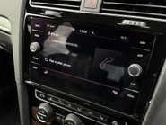 Volkswagen Golf GTI PERFORMANCE TSI DSG 74