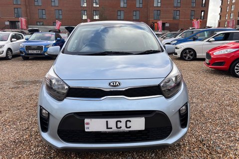 Kia Picanto WAVE. 6 MAIN DEALER SERVICES.. ONLY ONE OWNER.. REVERSING CAMERA.. A/C 2