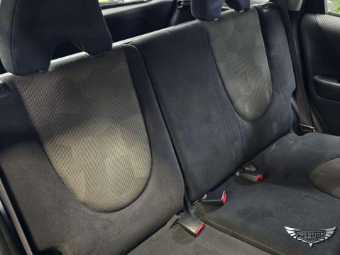 Honda Jazz 1.4 i-DSI SE Sport 5dr 9