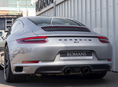 Porsche 911 (991.2) Carrera GTS 23