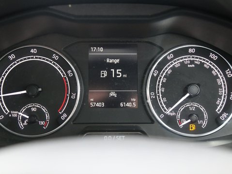 Skoda Kamiq 1.0 TSI SE Euro 6 (s/s) 5dr 14