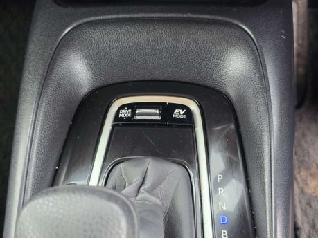 Toyota Corolla 1.8 VVT-h Design Touring Sports 5dr Petrol Hybrid CVT Euro 6 (s/s) (122 ps) 40