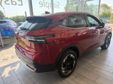 Nissan Qashqai 1.3 DIG-T MHEV N-Connecta XTRON Euro 6 (s/s) 5dr 8
