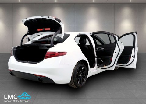 Alfa Romeo Giulia 2.0 Giulia Sprint TB Auto 4dr 53