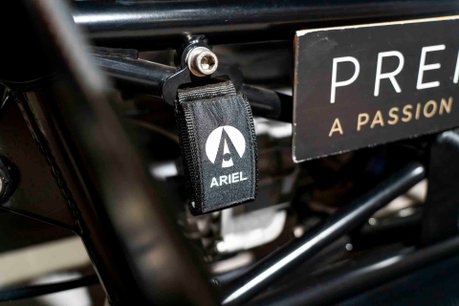 Ariel Atom 4 R 400 BHP. OVER £55K IN EXTRAS. 6-SPEED SEQUENTIAL. CARBON WHEELS & PANELS. 61