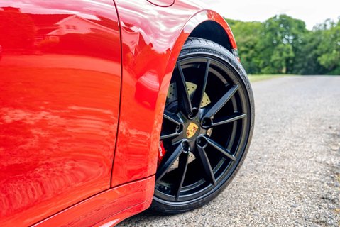 Porsche 911 Carrera S PDK 7