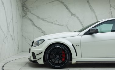 Mercedes-Benz C63 AMG Black Series 23