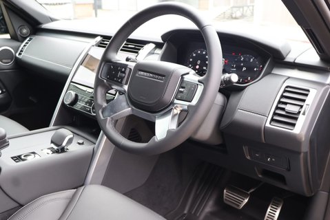 Land Rover Discovery 2026 COMMERCIAL DYNAMIC HSE STYLED BY SEEKER GENUINE REAR SEATS FITTED  15