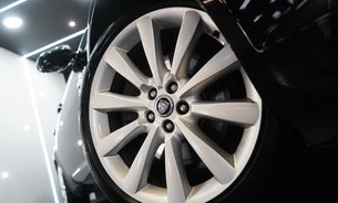 Jaguar XF D V6 PREMIUM LUXURY SPORTBRAKE One Owner Full History Rev Cam  4