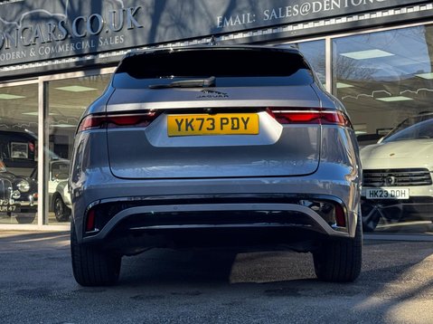 Jaguar F-Pace R-DYNAMIC HSE BLACK 30