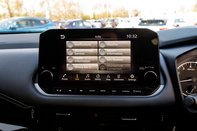 Nissan Qashqai DIG-T N-CONNECTA MHEV 24