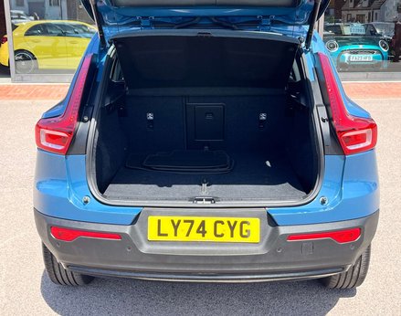 Volvo XC40 2.0 XC40 + B4 MHEV Auto 5dr 63