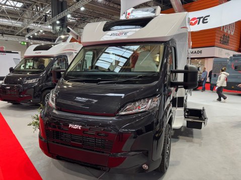 Pilote P740FGJ Evidence 2026 MODEL SHOW VAN 2