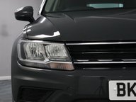 Volkswagen Tiguan SE NAV TSI 24