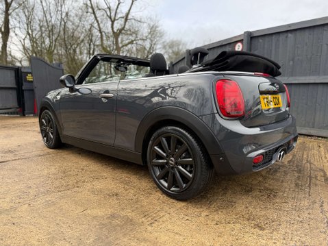 Mini Convertible 2.0 Cooper S Auto 2dr 22
