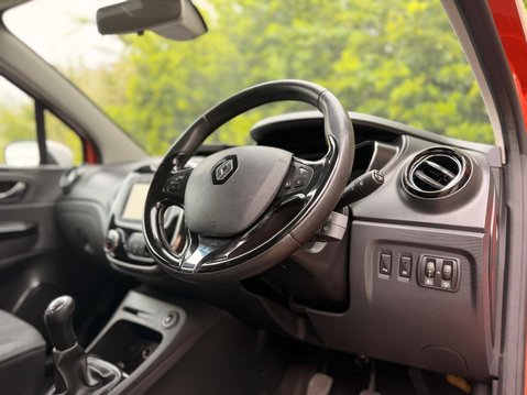 Renault Captur 1.5 dCi ENERGY Dynamique S Nav Euro 6 (s/s) 5dr 11