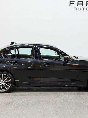 BMW 3 Series 2.0 330e 12kWh Sport Pro Saloon 4dr Petrol Plug-in Hybrid Auto Euro 6 (s/s) 1